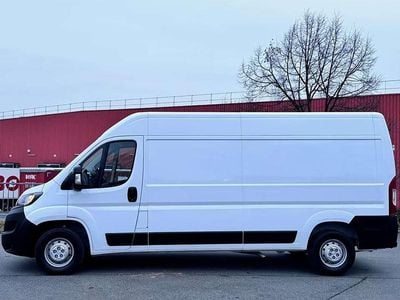 Gebraucht Peugeot Boxer S 140 PS (102 kW) 2024 Weiß Van