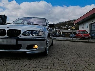 Gebraucht BMW 320 170 PS (125 kW) 2002 Silber Limousine