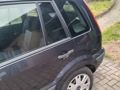 Gebraucht Ford Fusion 80 PS (58 kW) 2006 Grau Kleinwagen