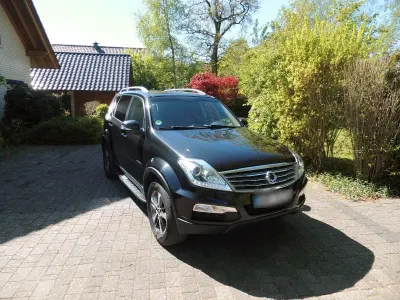 Gebraucht SsangYong Rexton Sapphire 180 PS (132 kW) 2017 Schwarz SUV