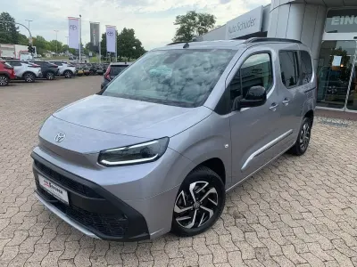 Gebraucht Toyota Proace Verso Team 131 PS (96 kW) 2024 Grau Kombi