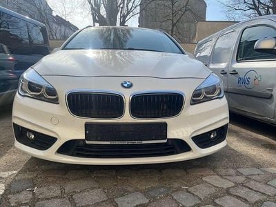 Gebraucht BMW 220 Gran Tourer Advantage 190 PS (139 kW) 2017 Weiß Van / Kleinbus