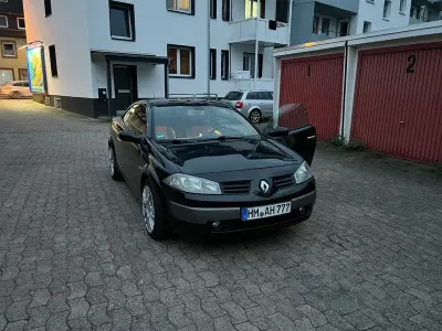 Gebraucht Renault Mégane Cabriolet Dynamique 163 PS (119 kW) 2006 Schwarz Cabrio
