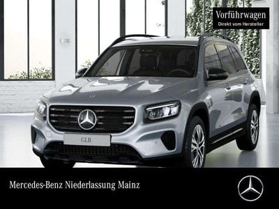 Mercedes GLB200