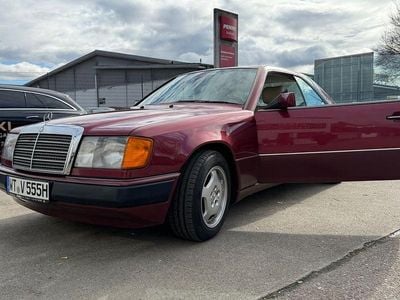 Gebraucht Mercedes 230 132 PS (97 kW) 1991 Rot Coupé
