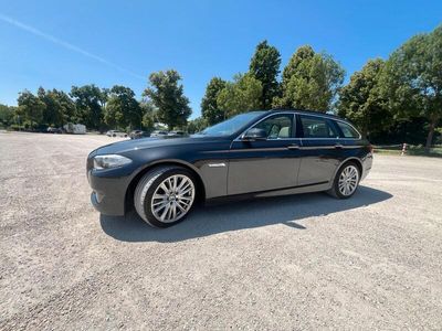 BMW 525