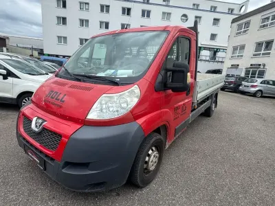 Gebraucht Peugeot Boxer 110 PS (80 kW) 2013 Rot Van