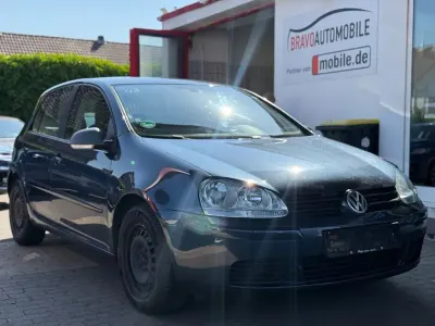 Gebraucht VW Golf IV Comfortline 102 PS (75 kW) 2006 Bluegraphit Limousine