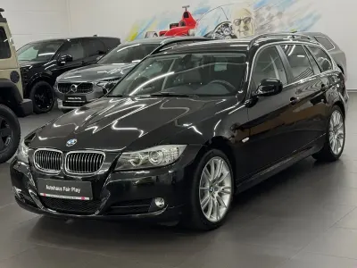 Gebraucht BMW 330 272 PS (200 kW) 2009 Saphirschwarz Kombi