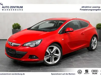 Gebraucht Opel Astra GTC Innovation 179 PS (131 kW) 2011 Rot Coupé