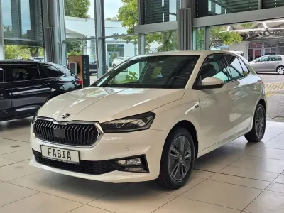 Gebraucht Skoda Fabia Tour 95 PS (69 kW) 2025 Weiß Kleinwagen