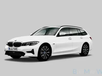 Usata BMW 330e Sport Line 292 CV (214 kW) 2022 Bianco Station wagon