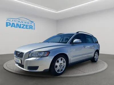 Gebraucht Volvo V50 109 PS (80 kW) 2010 Silber Kombi