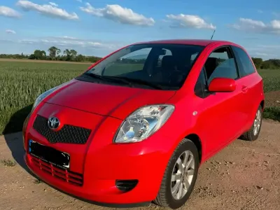 Gebraucht Toyota Yaris 87 PS (63 kW) 2006 Rot Kleinwagen
