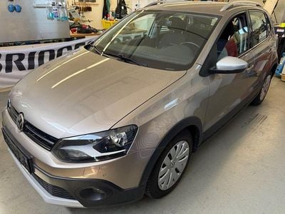 Usado VW Polo Cross 90 HP (66 kW) 2016 Cinzento Citadino