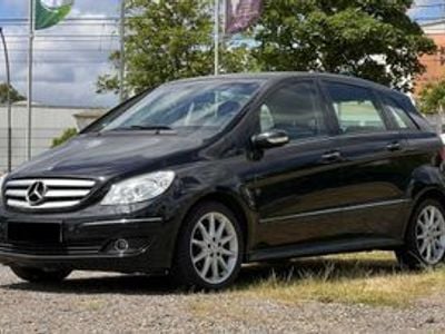 Gebraucht Mercedes B200 136 PS (100 kW) 2007 Kosmosschwarz  metalliclack Van / Kleinbus