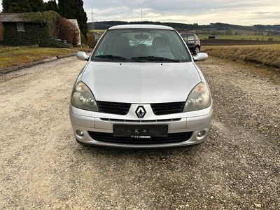 gebraucht Renault Clio III 1.6 benzin