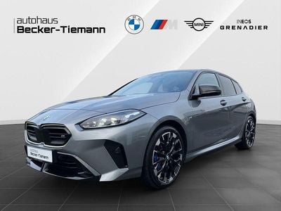 Gebraucht BMW M135 Shadowline 300 PS (220 kW) 2025 Skyscraper grau Kleinwagen