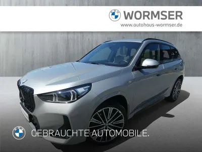 Gebraucht BMW X1 M Sport 204 PS (150 kW) 2023 Spacesilber SUV