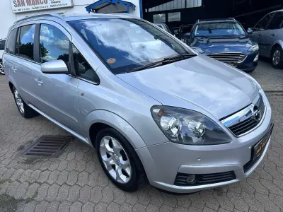 Gebraucht Opel Zafira Edition 150 PS (110 kW) 2006 Silber Van / Kleinbus