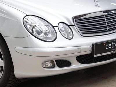 Gebraucht Mercedes E200 Classic 163 PS (119 kW) 2004 Silber Limousine
