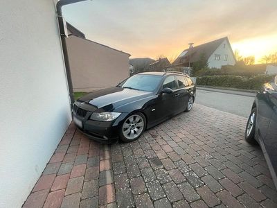 Gebraucht BMW 325 145 PS (106 kW) 2006 Schwarz Kombi