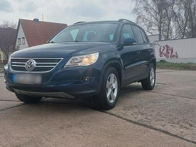 Gebraucht VW Tiguan 140 PS (102 kW) 2010 Blau SUV