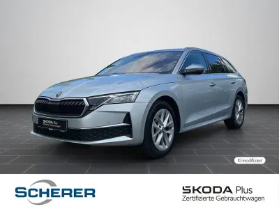 Gebraucht Skoda Octavia Selection 150 PS (110 kW) 2025 Brillantsilber metallic Kombi