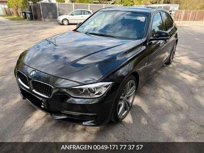 Usata BMW 330 Luxury Line 258 CV (189 kW) 2015 Nero Berlina