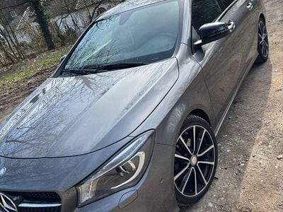 Gebraucht Mercedes CLA180 122 PS (89 kW) 2015 Grau Limousine
