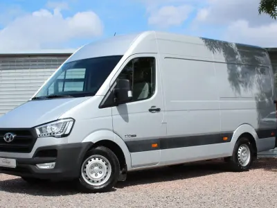 Gebraucht Hyundai H 350 170 PS (125 kW) 2018 Silber Van