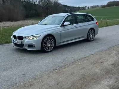Gebraucht BMW 330 M Sport 258 PS (189 kW) 2015 Silber Kombi