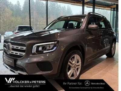 Gebraucht Mercedes GLB200 Progressive 163 PS (119 kW) 2022 Grau SUV