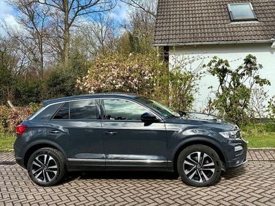 Gebraucht VW T-Roc United 150 PS (110 kW) 2021 Grau SUV