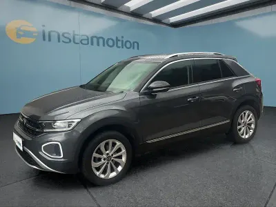 Usata VW T-Roc 110 CV (80 kW) 2023 Grigio SUV
