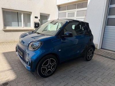 Second-hand Smart ForTwo Electric Drive 60 kW (82 CP) 2021 Negru Cabrio