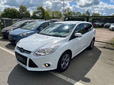 Gebraucht Ford Focus 101 PS (74 kW) 2014 Weiß Kombi
