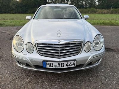 Mercedes E220