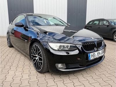 Gebraucht BMW 320 177 PS (130 kW) 2008 Schwarz Coupé