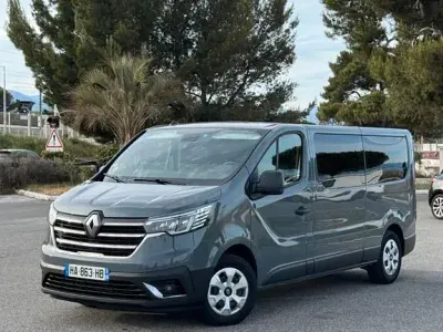 Gebraucht Renault Trafic 150 PS (110 kW) 2022 Grau Van / Kleinbus