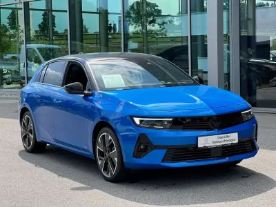 Gebraucht Opel Astra 114 kW (156 PS) 2023 Blau Limousine