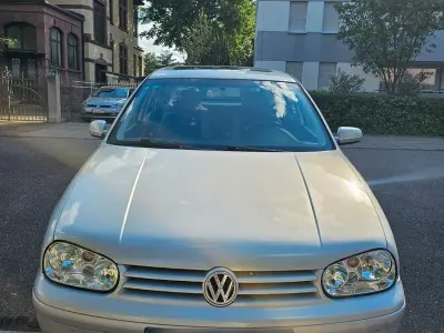 Gebraucht VW Golf IV Basis 116 PS (85 kW) 2000 Silber Limousine