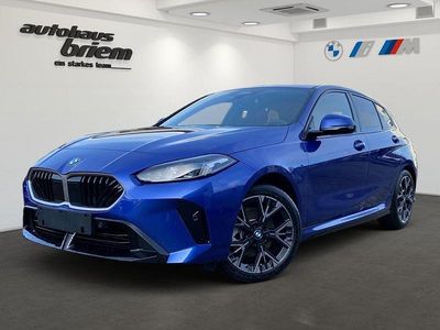 Portimao blau metallic Neu 2025 BMW 120 M Sport Kleinwagen | 35.244 € (Superpreis)