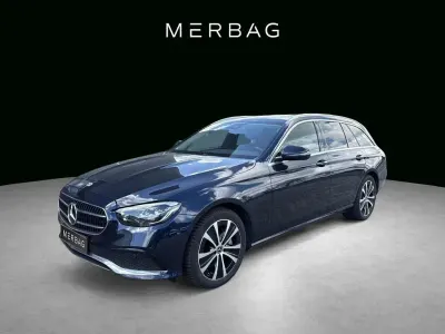 Gebraucht Mercedes E300 306 PS (225 kW) 2022 Metalliclack nautikblau metall Kombi