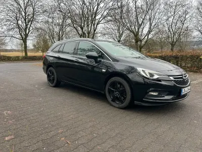 Gebraucht Opel Astra Business 136 PS (100 kW) 2017 Schwarz Kombi