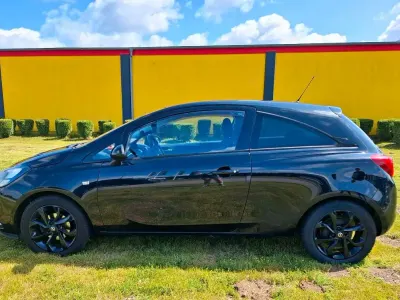Gebraucht Opel Corsa Color Edition 90 PS (66 kW) 2016 Schwarz Kleinwagen