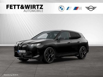 Gebraucht BMW iX M Sport 300 kW (408 PS) 2025 Black sapphire metallic SUV