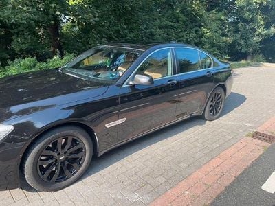 BMW 740