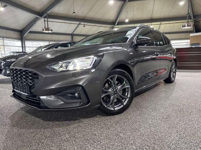 Gebraucht Ford Focus ST-Line 125 PS (91 kW) 2021 Magneticgrau (metallic) (metallic) Kombi