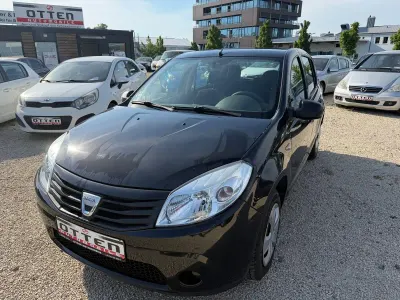 Gebraucht Dacia Sandero Lauréate 75 PS (55 kW) 2009 Grau Kleinwagen